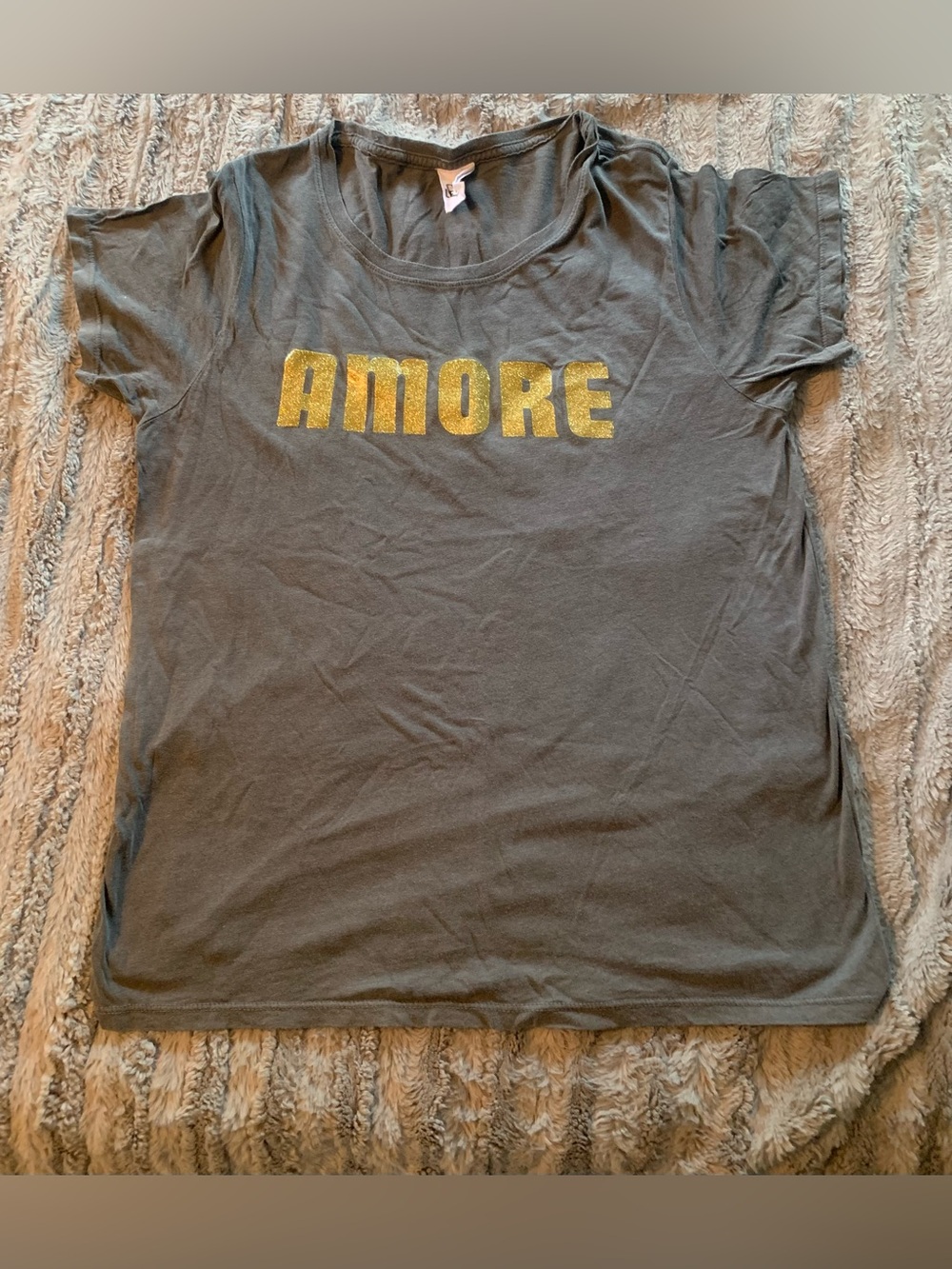 Letluv AMORE Graphic Tee - Gray  with Gold Print, size Medium
